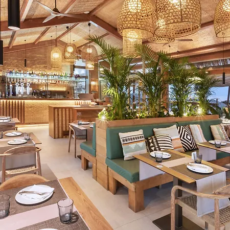 호텔 멜리아 코스타 델 솔